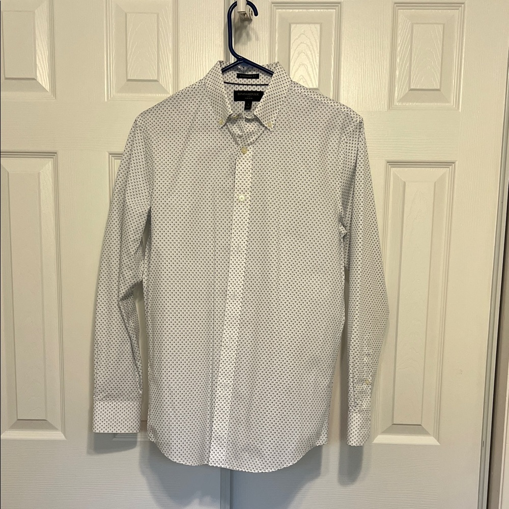 Banana Republic Men's White Geometric Shirt